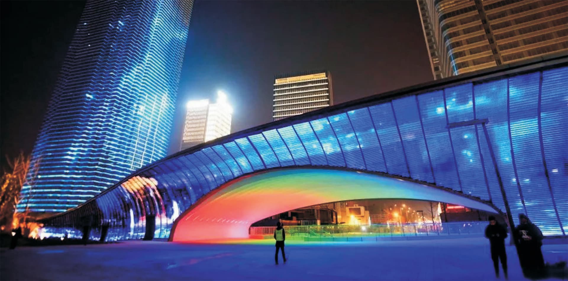 济南柳叶亭P20格栅屏项目